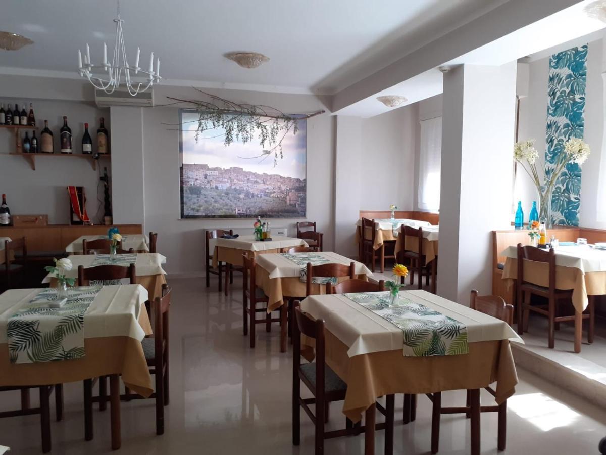 קיאנצ'נו טרמה Hotel Tirrenia מראה חיצוני תמונה