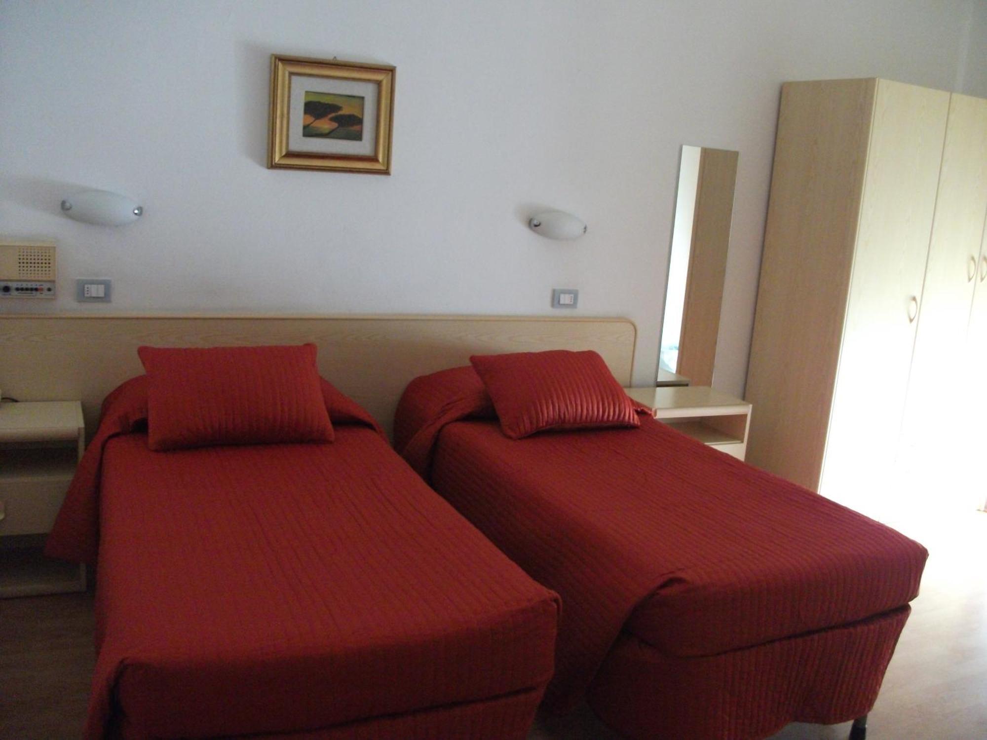 קיאנצ'נו טרמה Hotel Tirrenia מראה חיצוני תמונה